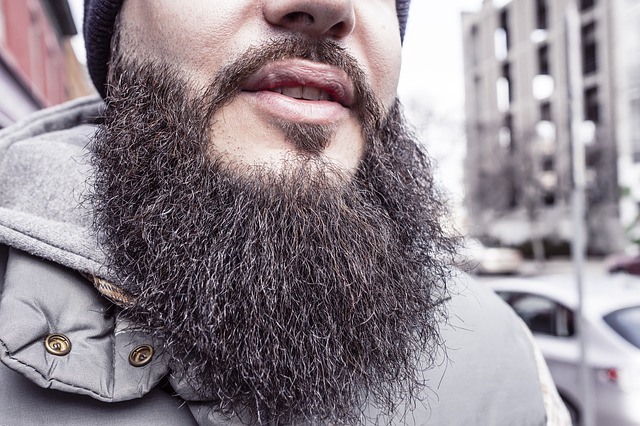 How To Reduce Frizziness In A Beard?