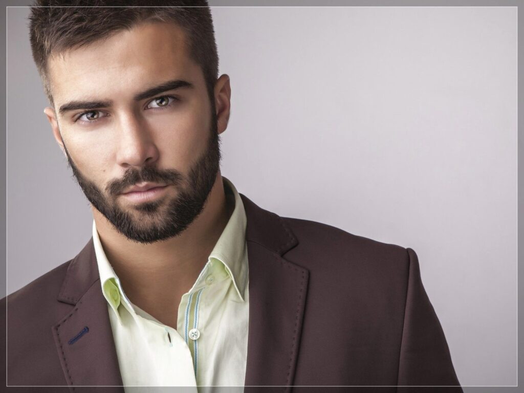 Stylish Short Beard Styles for Oval Face